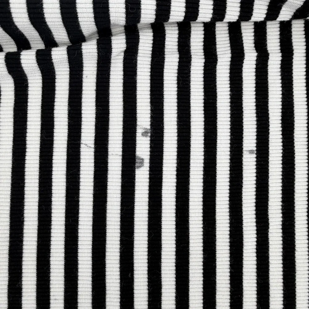 Black & White Striped Ribbed Knit Fabric 30x41 Vertical Stripe Material Destash